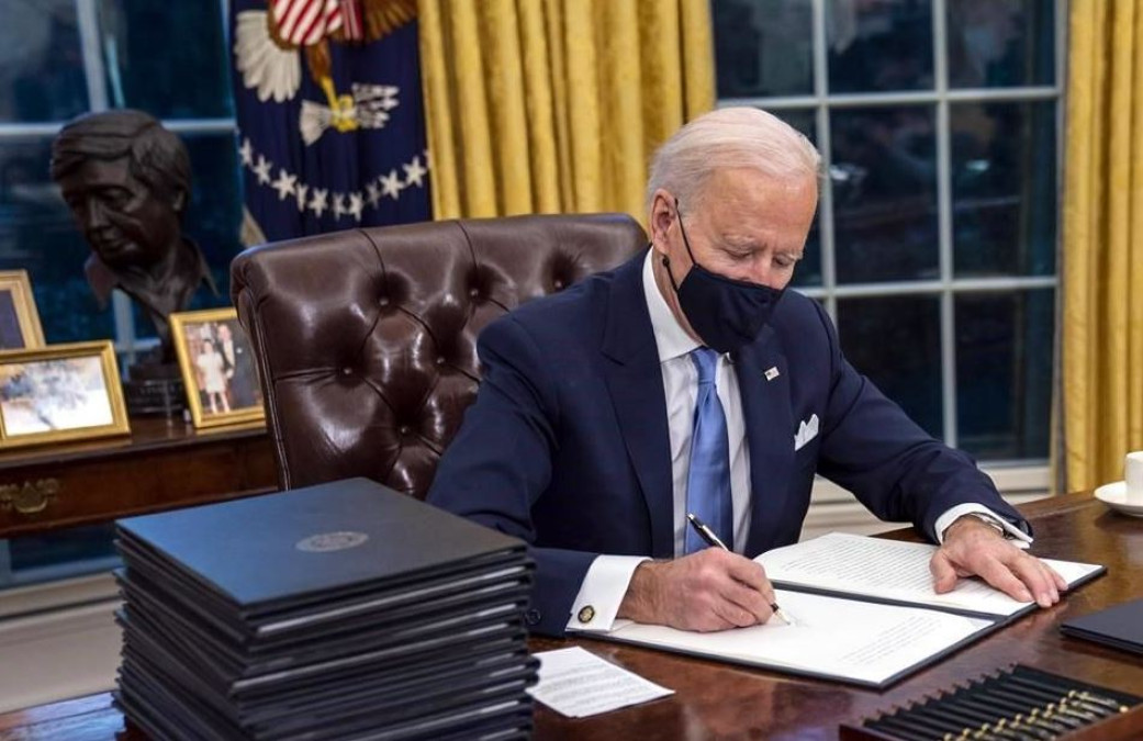 Joe Biden envía al Congreso histórico proyecto de ley de reforma migratoria