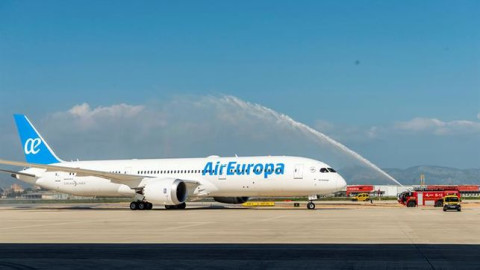 Iberia compra la aerolínea Air Europa