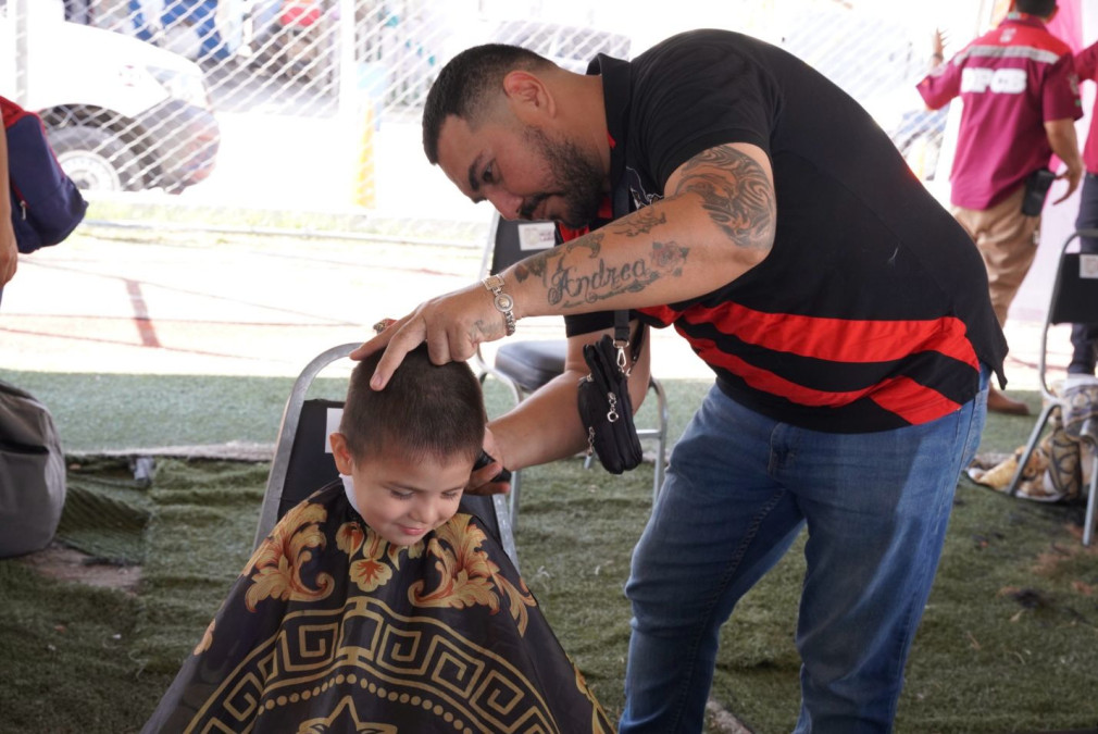 Presidencia cerquita de ti; llega a la colonia palmares con servicios y trámites gratuitos