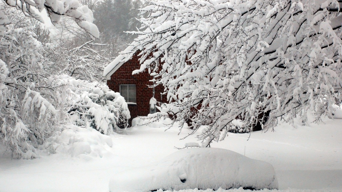 Un muerto y gran caos deja tormenta invernal
