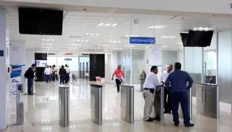 Despiden en Tamaulipas a 12 mil aviadores 