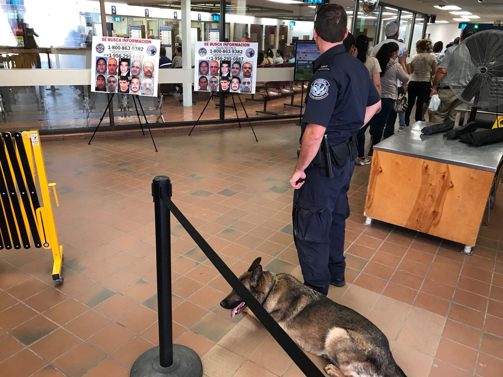 Colocan lista de los más buscados en accesos internacionales