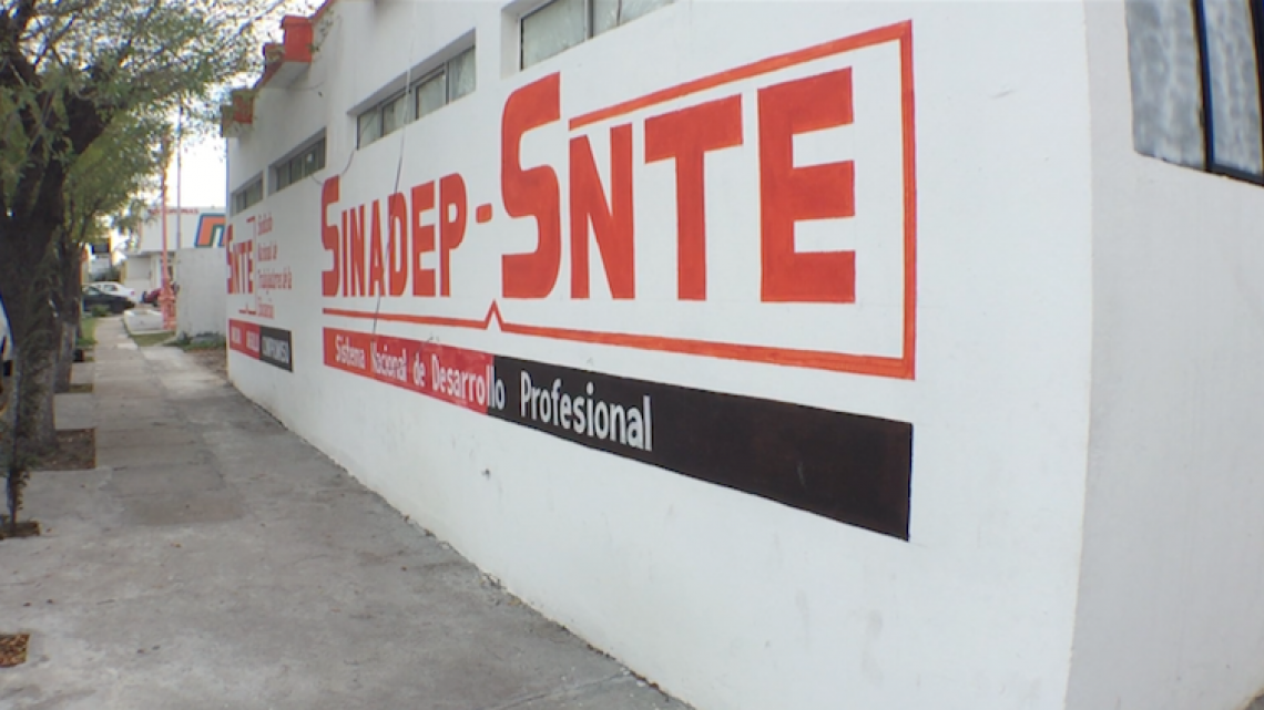 Piden maestros solución a conflicto en Secundaria 13 de Reynosa