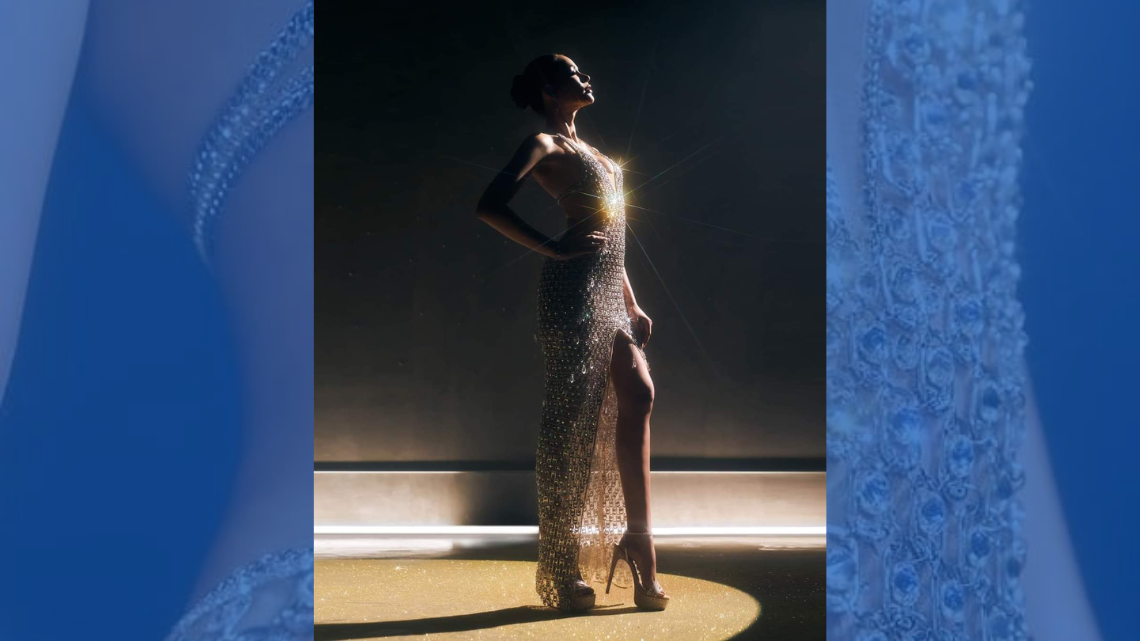 Miss Tailandia rinde homenaje a sus padres con traje hecho de "basura" y diamantes