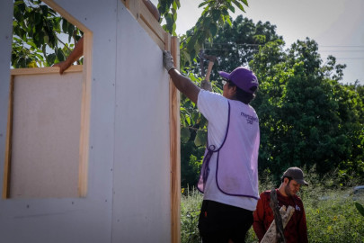 Continúan DIF Tamaulipas, INJUVE y TECHO construyendo vivienda progresiva para población vulnerable