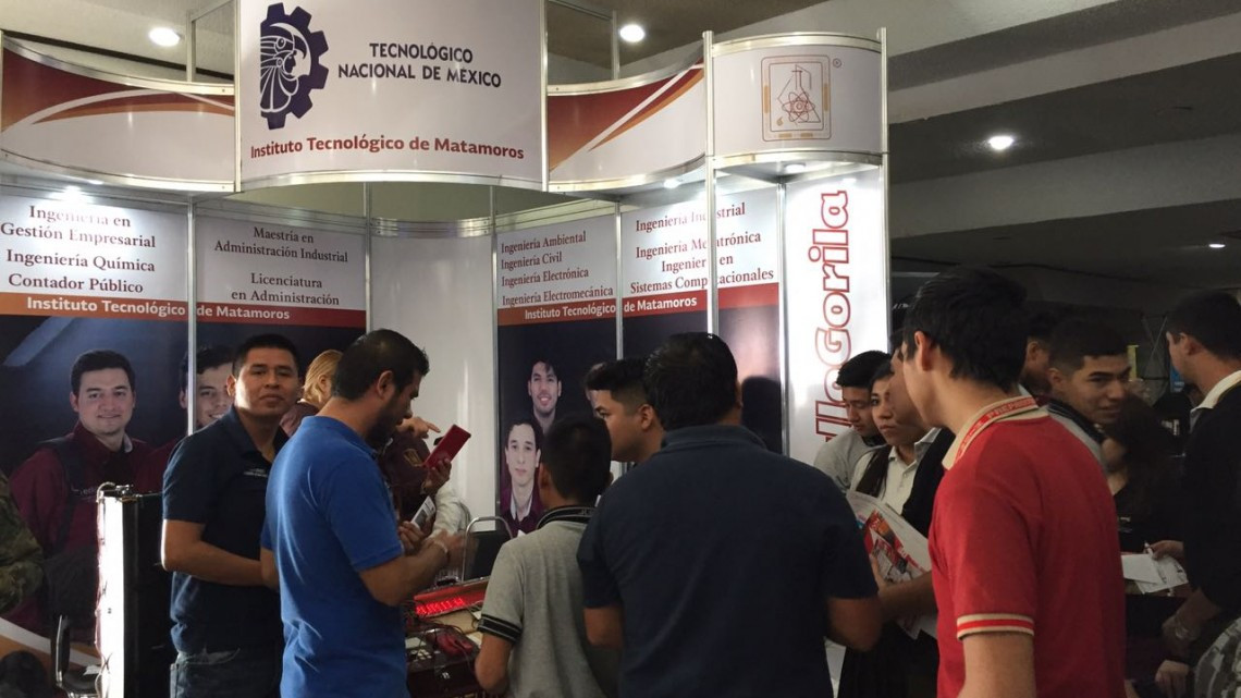 Presenta Chuchín oportunidades académicas