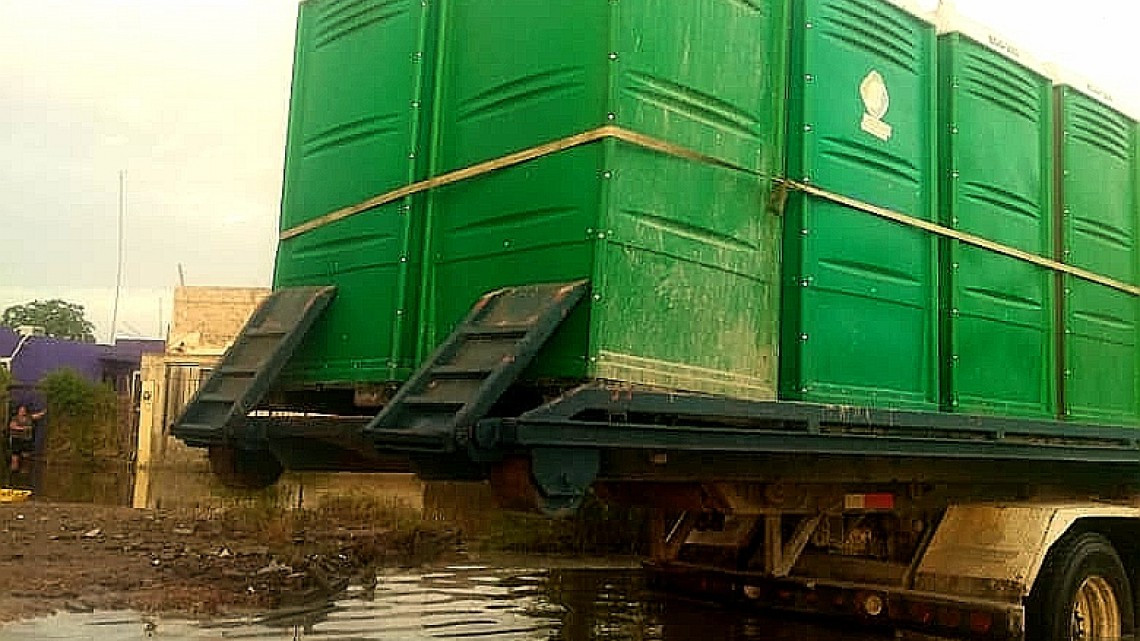 Se compromete Maki Ortiz con drenaje pluvial en Paseo de Las Flores   