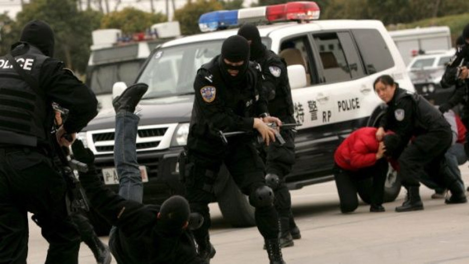 Conductor atropella a multitud y mata a 6 personas en China