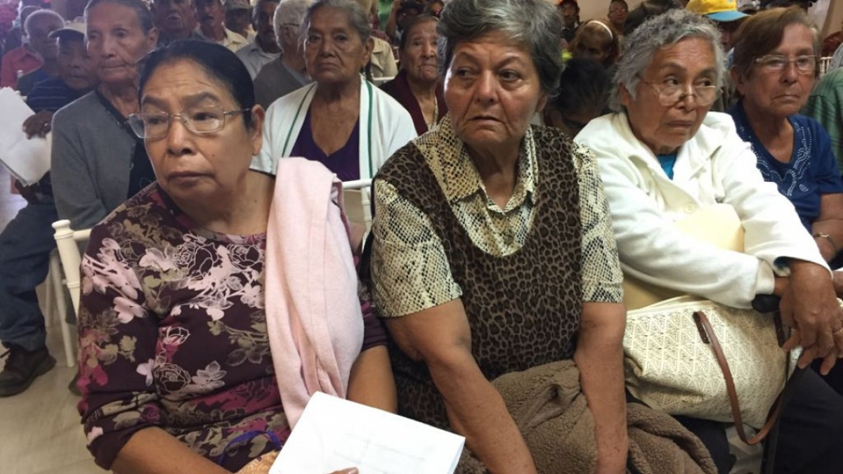 Analizan suspensión de apoyos sociales por veda electoral