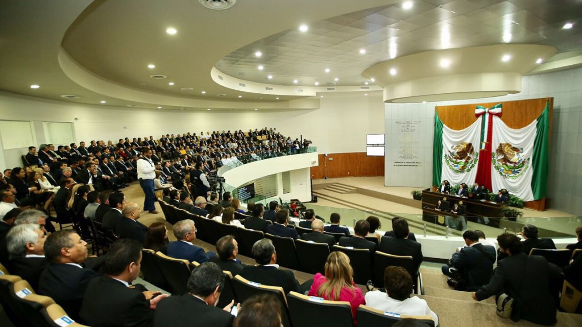 Rinde Francisco Cabeza de Vaca Primer Informe de Gobierno 