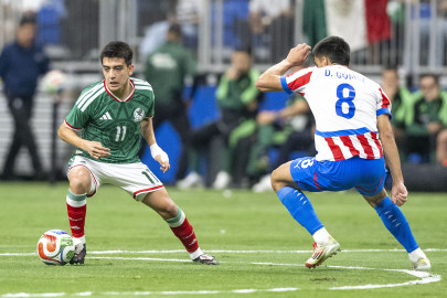 México cierra 2025 en crisis: sexto juego sin ganar y caída ante Paraguay