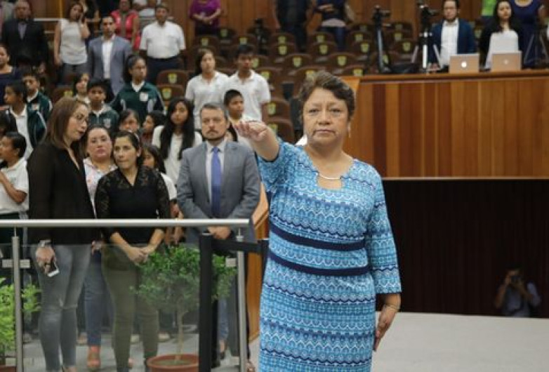 Protesta Águeda Salgado como diputada