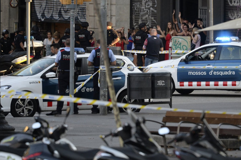 Aumenta a 14 el número total de muertos entre los atentados de Barcelona y Cambrils