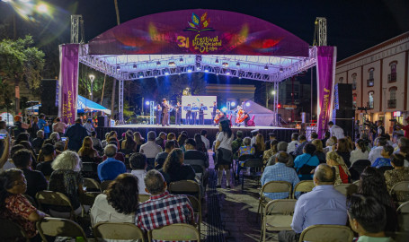 Inaugura Mario López Festival Internacional de Otoño 