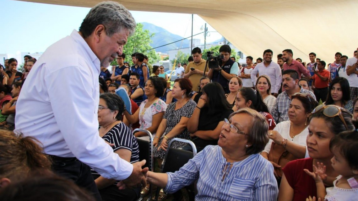 Atiende “Xico” múltiples necesidades en Colinas del Valle