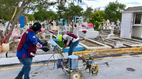 Ofrece Carlos Peña Ortiz Panteones Municipales de Reynosa, listos para recibir a las familias 