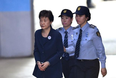 Amplían detención de la derrocada Presidenta de Corea del Sur