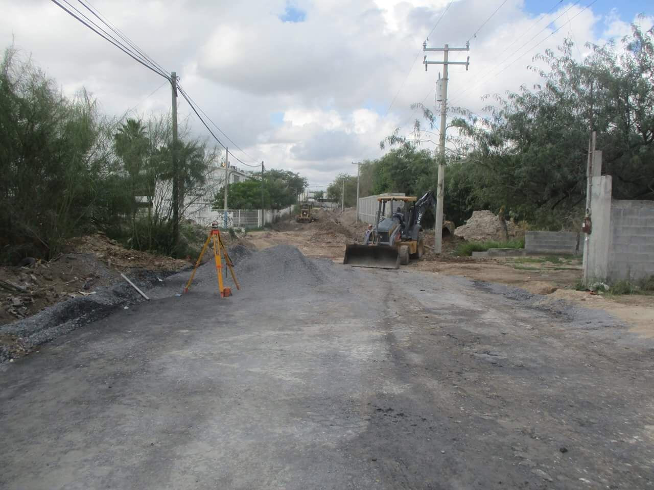 Vecinos de Revolución Obrera se benefician con el PIOP 2017