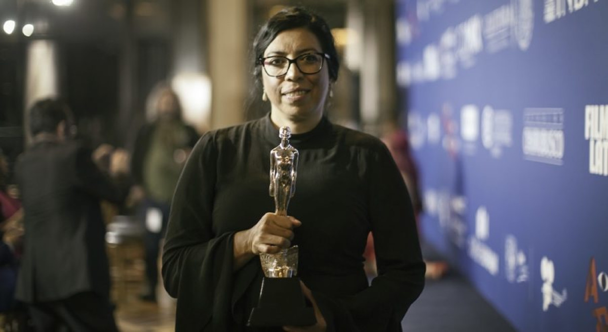 Tatiana Huezo llora por su mención especial por “Noche de fuego” en Festival de Cannes