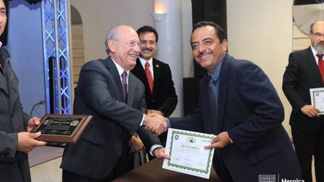 Realizan VII Entrega de reconocimientos al mérito periodista y ciudadano