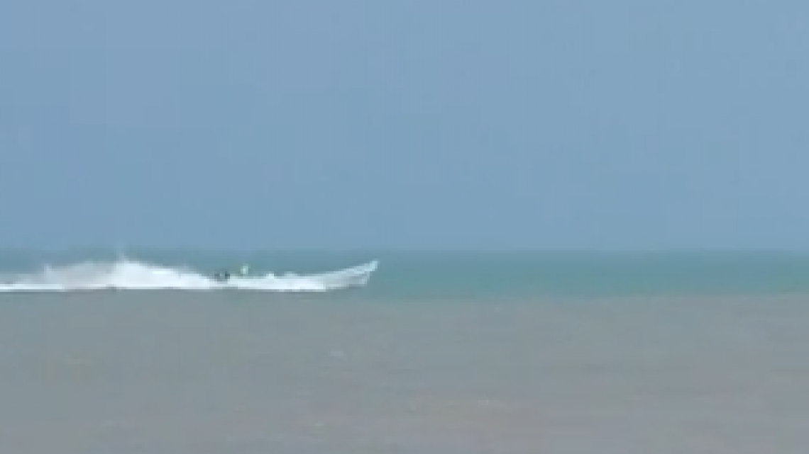 Persecución de lancha con droga en Isla del Padre   