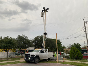 Rehabilitó Gobierno de Carlos Peña Ortiz Iluminación de Parque del Bienestar La Joya