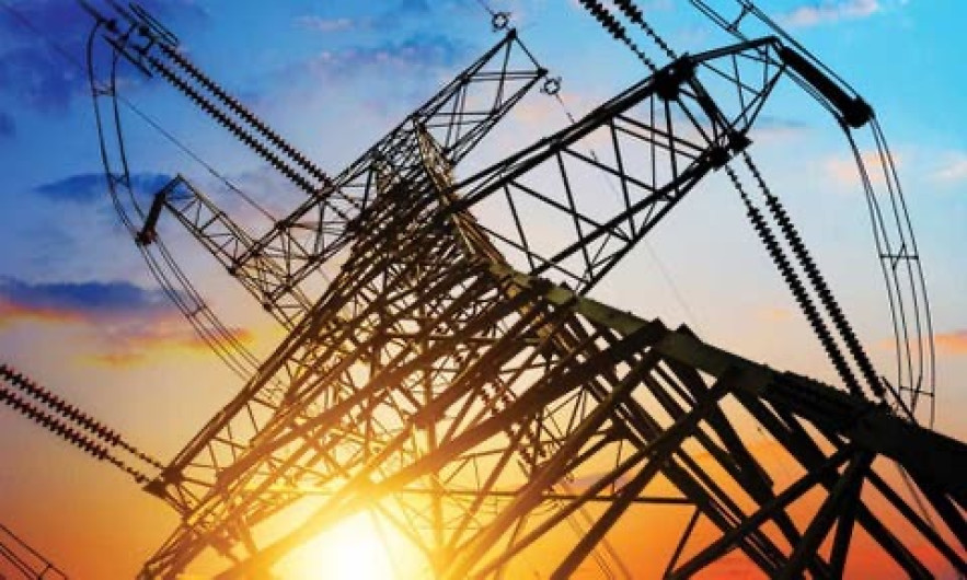 Francia prepara un nuevo tope en el precio de la electricidad para 2023