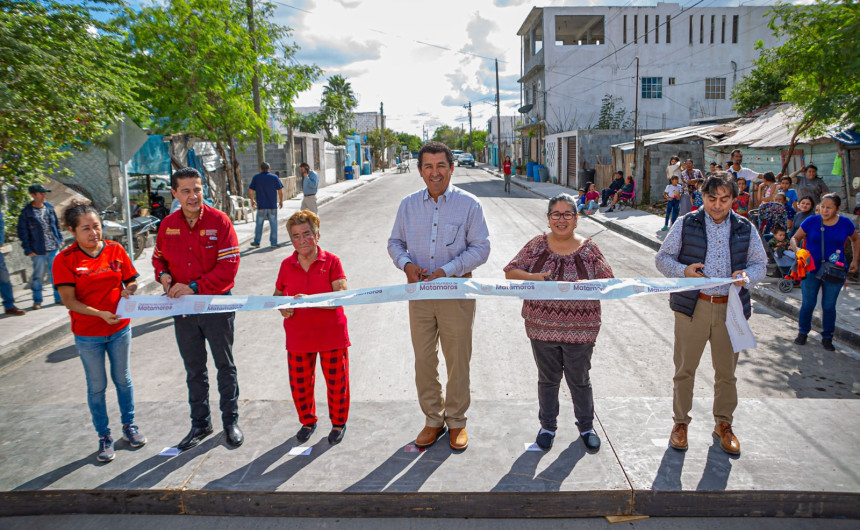 En recta final del 2023, siguen cumpliendo compromisos; entregan nuevas pavimentaciones
