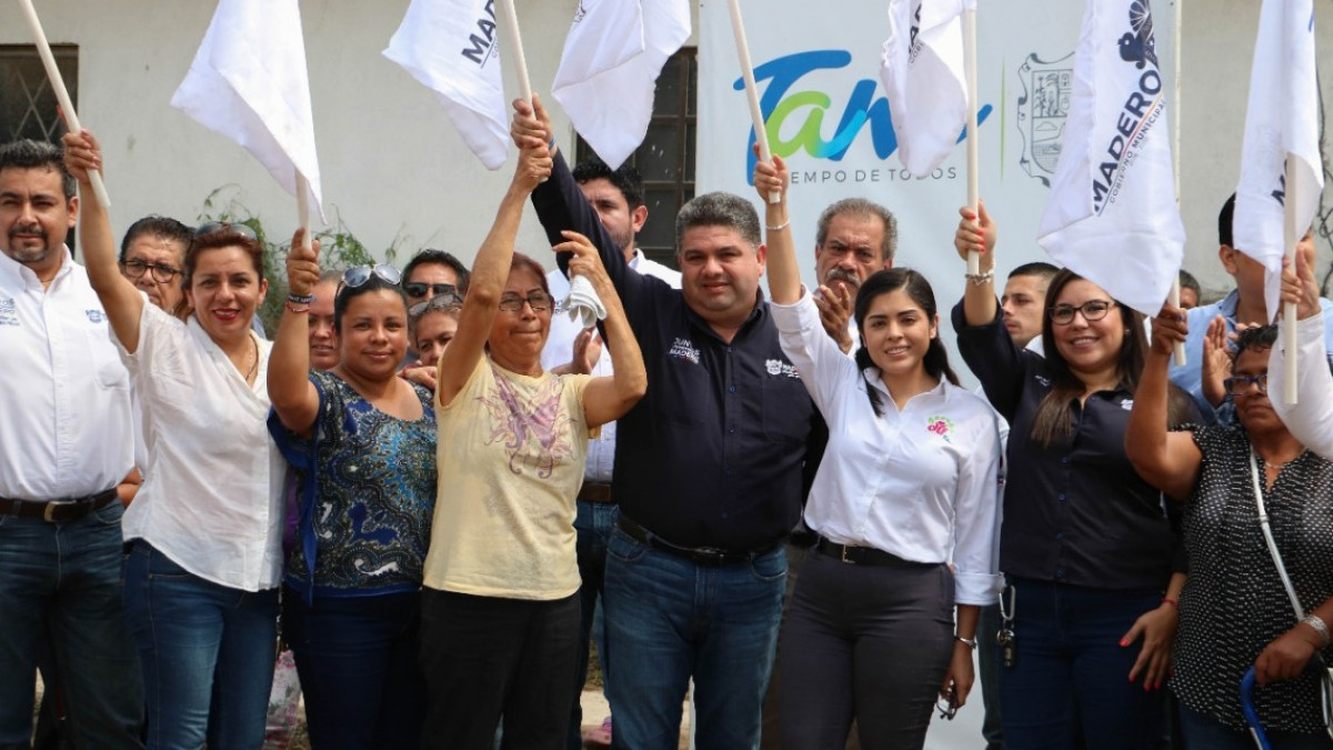 Más y mejores accesos lleva Gobierno de Madero a colonias