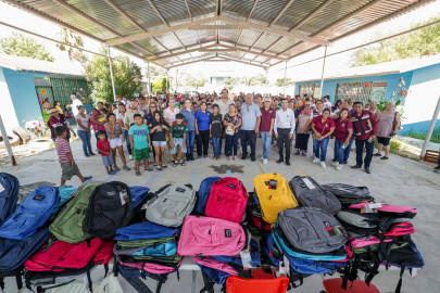 Trascendental apoyo de Carlos Peña Ortiz a estudiantes reynosenses 
