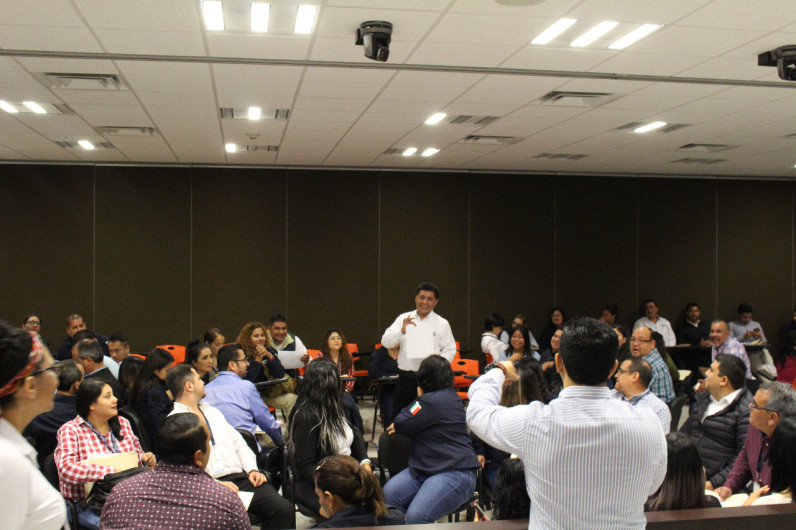 FGR y Conapred imparten curso-taller a personal de FGJET