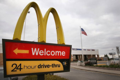 Se viralizan empleados de McDonald’s tras renunciar a mitad de jornada