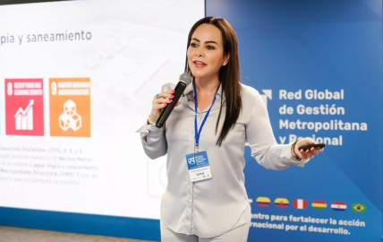 Destaca alcaldesa Carmen Lilia Canturosas liderazgo de la red global de gestión metropolitana 