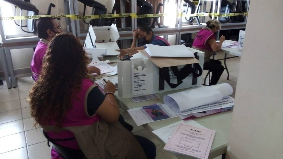 INE y IETAM comenzaron con la entrega de paquetes electorales