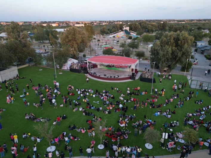 Inaugura Carmen Lilia Canturosas espacio cultural y artístico en Parque Viveros