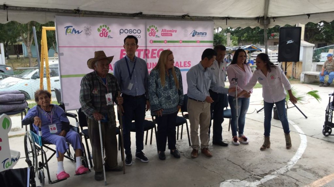 Entregan aparatos funcionales a personas de escasos recursos