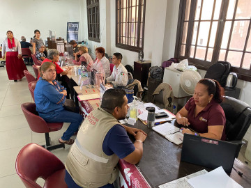 Inicia pago para adultos mayores