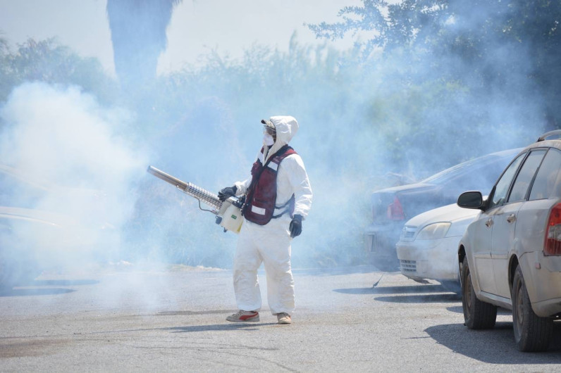 Se unen Gobierno Municipal y estatal para fumigar contra el dengue; inician recorridos por la ciudad