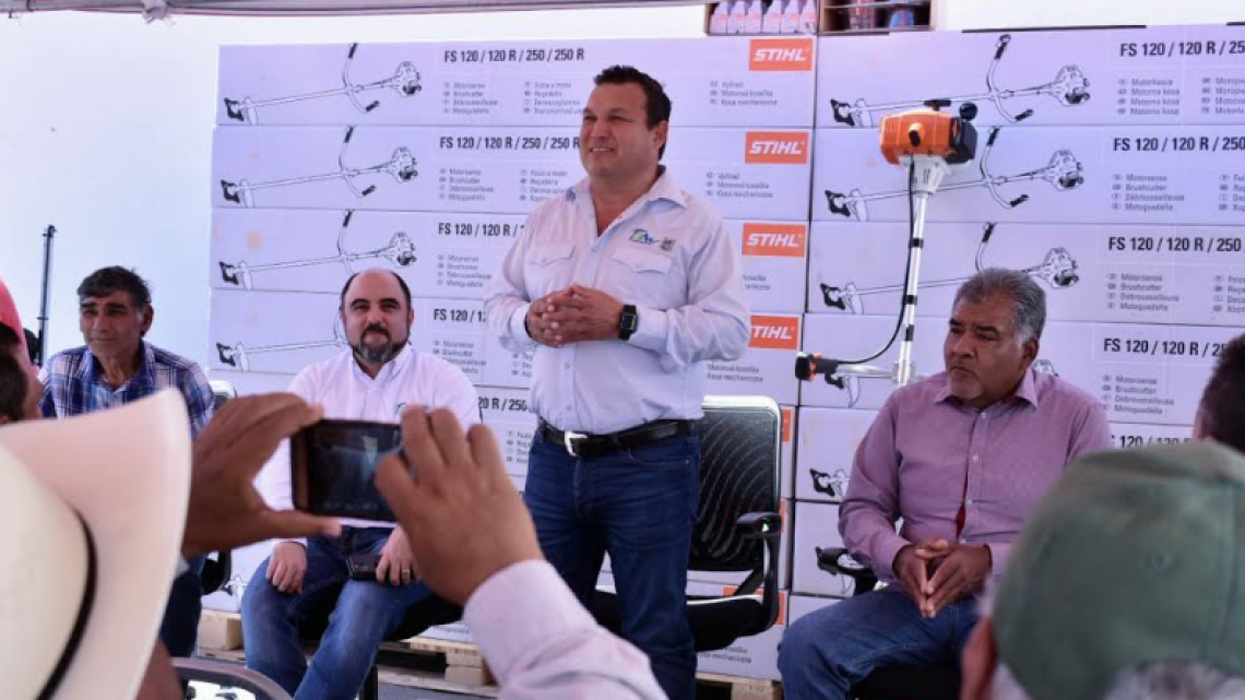 Gobierno del Estado entrega maquinaria y equipo a citricultores a través de PRODETER