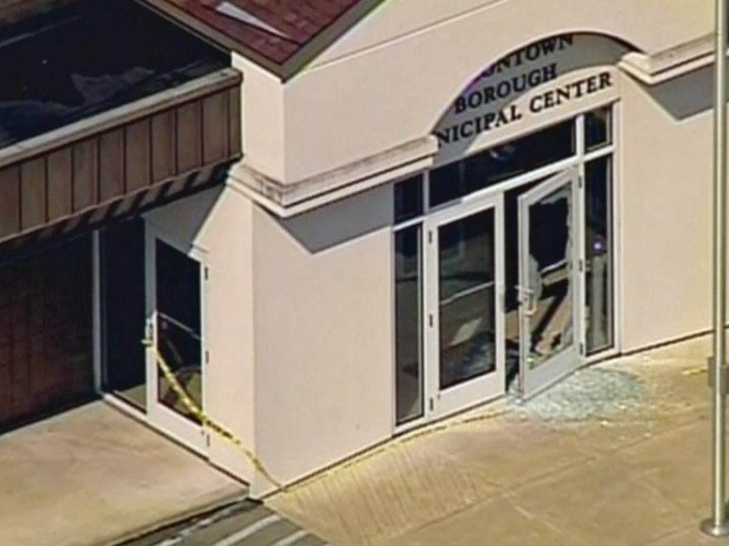 1 muerto y 4 lesionados tras tiroteo en tribunal de Pennsylvania