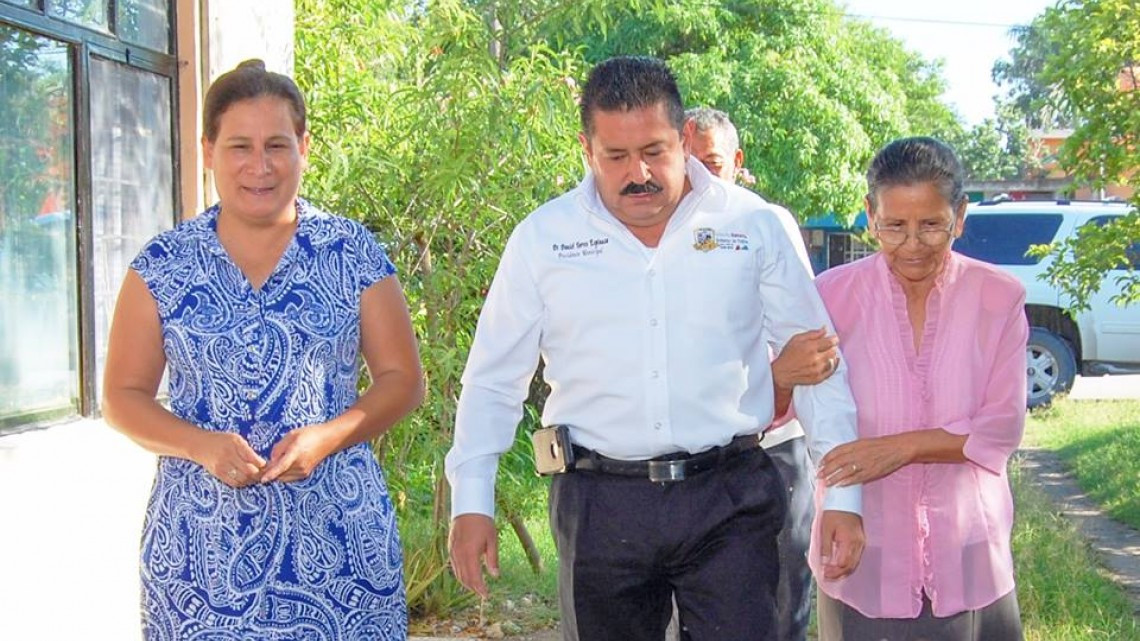 Llevan a cabo programa "Saludando a tu vecino"