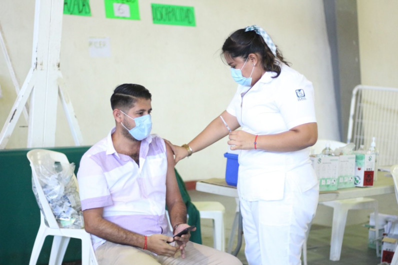 Anuncia JR vacunación para más de 93 mil personas de 18 a 39 años en Ciudad Victoria