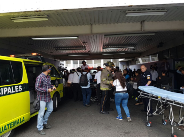 Fallecen 19 personas en albergue de Guatemala por incendio 