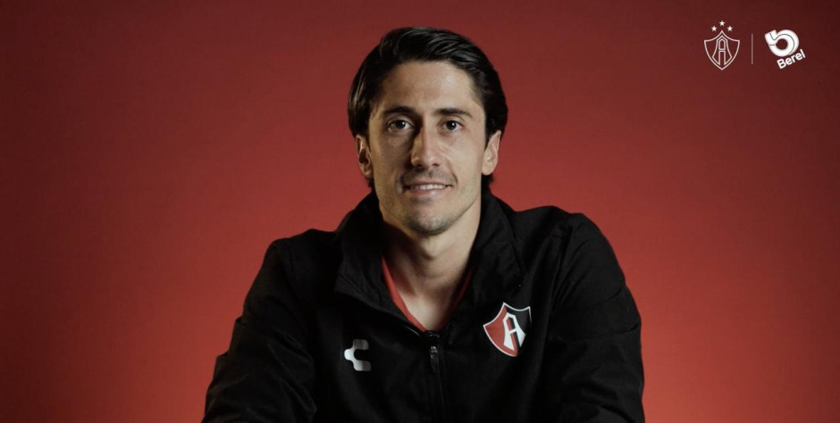 Renueva Atlas a José Javier Abella hasta 2025