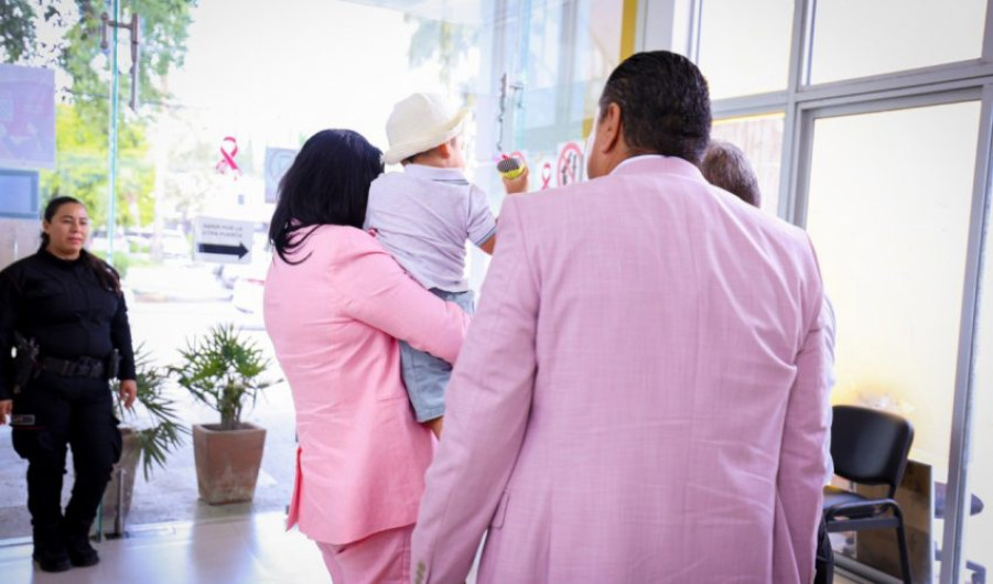 Formaliza DIF Tamaulipas adopción y brinda nuevo hogar a un niño