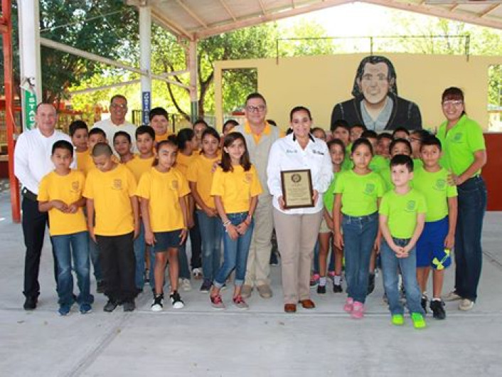 Da inicio curso de verano en primaria de Camargo