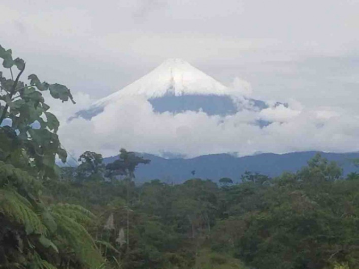 Volcán Sangay pone en alerta a Ecuador