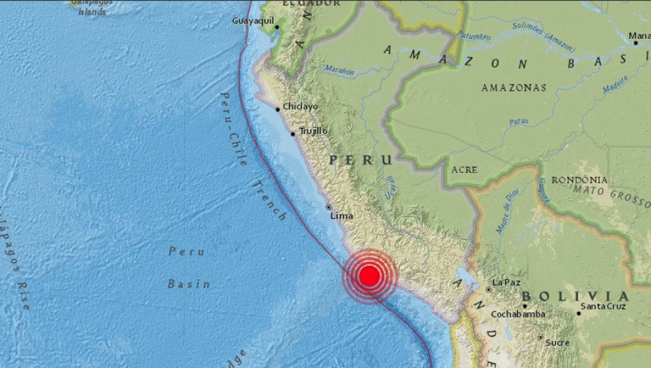 Dos muerto y 65 heridos tras sismo en Perú