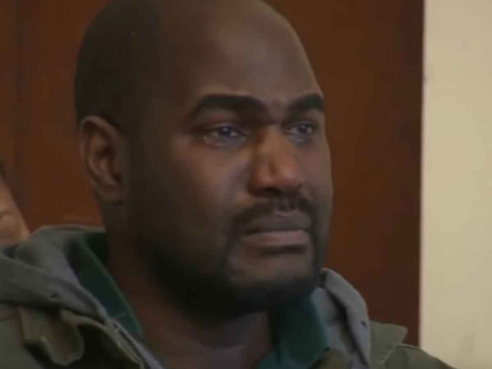 Hombre acusado de violar a mujer, llora en plena comparecencia