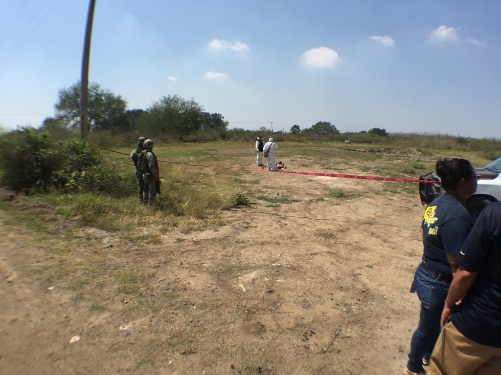 Hallan a hombre sin vida en una brecha